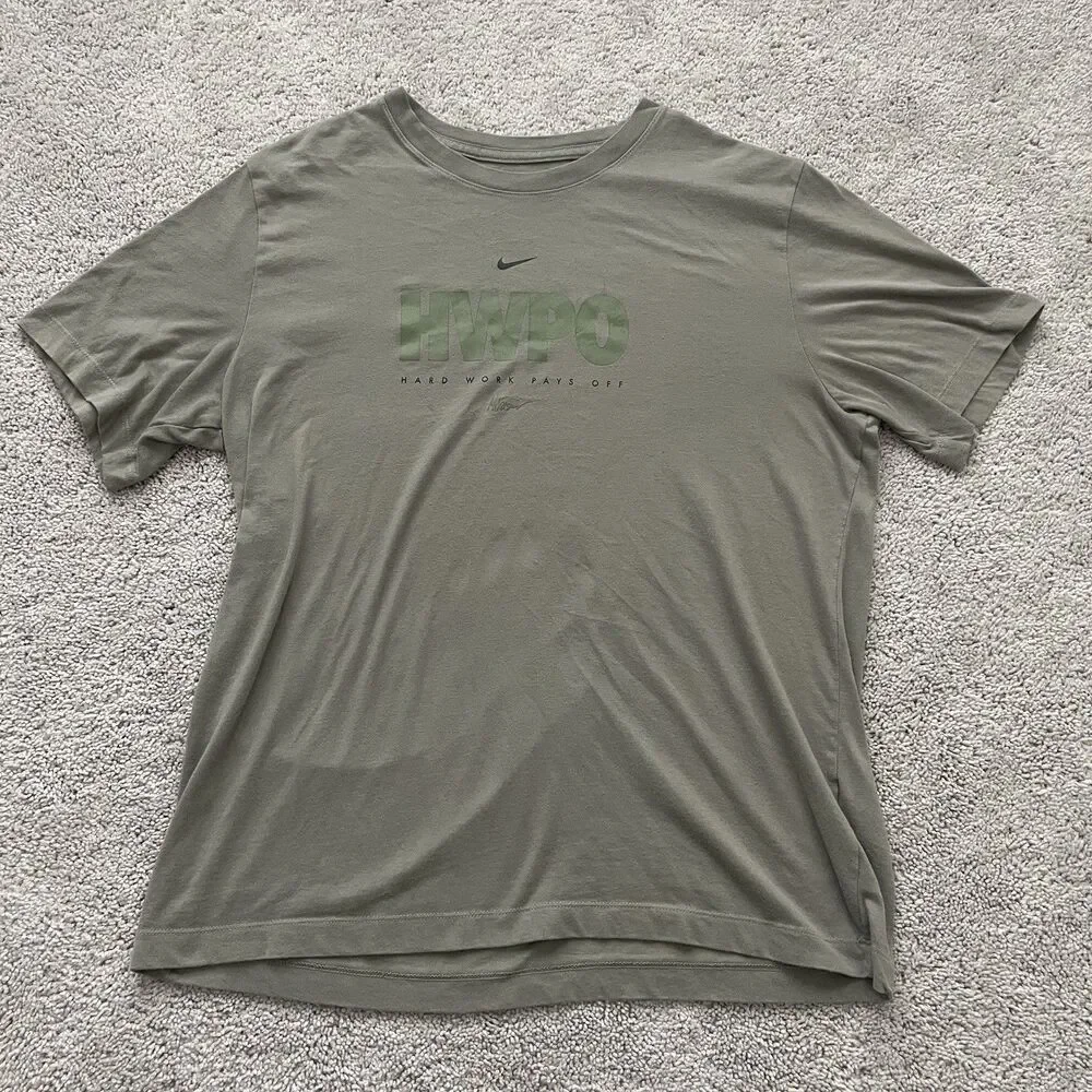 NIKE HWPO HARD WORK PAYS OFF T-SHIRT DA1594-320 MEN's Large Olive Green